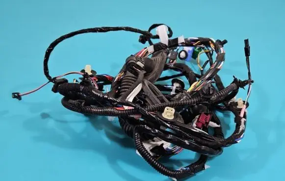 Tesla Model 3 Front door wiring loom 2067957-00-A IMPRK1436925