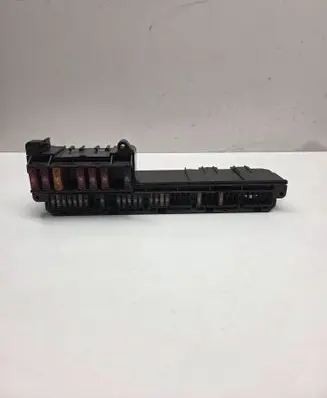 BMW 5 E60 E61 Fuse module 25613290 256F3290