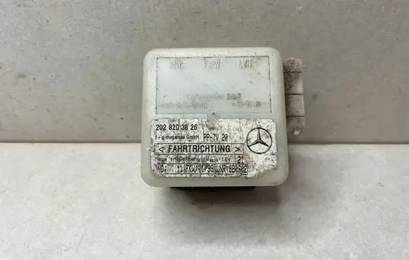 Mercedes-Benz C W202 Alarm control unit/module 2028203826 1980S02