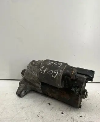 Volkswagen Golf V Starter motor 1005831445