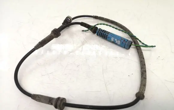 Volkswagen Golf I ABS rear brake sensor 6908705 611269087059