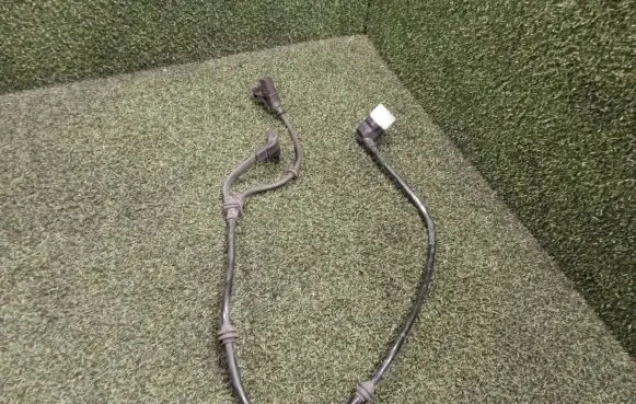 Mercedes-Benz S W222 Brake pads wear sensor A2225401105 A2225450526