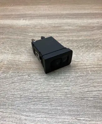 Volkswagen Golf IV Seat heating switch 1J0963564B