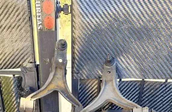 Maserati Quattroporte Front control arm 3206581