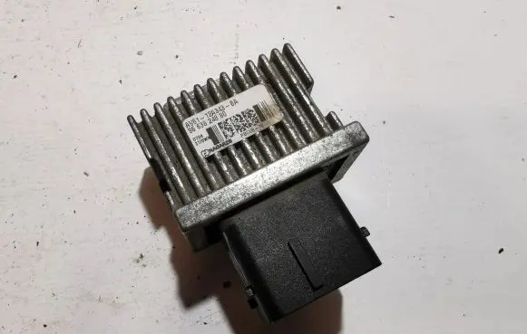 Peugeot 508 RXH Glow plug pre-heat relay 9663824880