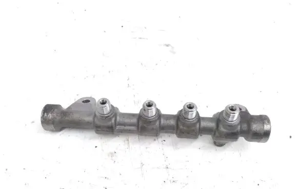 Opel Insignia A Fuel main line pipe 55576177 0445224221