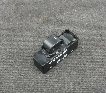 Mazda 6 Electric window control switch GKL166370A