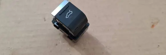 Audi A6 S6 C8 4K Tailgate opening switch 4K0959831 30720A01513