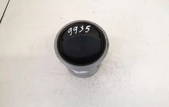 Dash center air vent grill