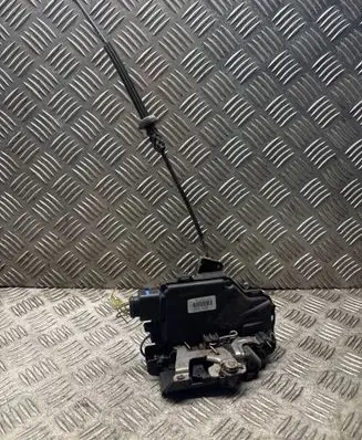 Skoda Octavia Mk2 (1Z) Front door lock 3D1837015AB 08132105
