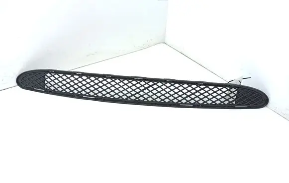 Mercedes-Benz C W203 Front bumper lower grill A2038850423