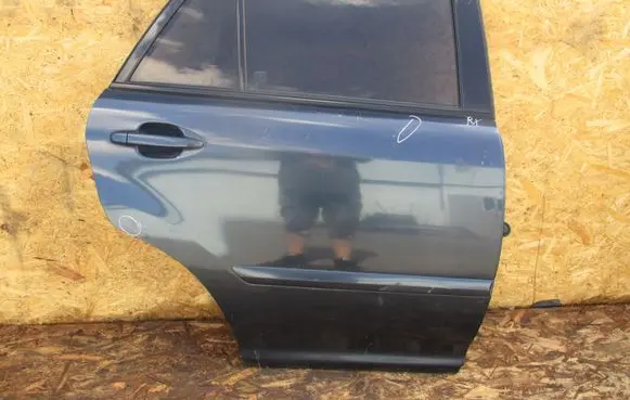 Lexus RX 330 - 350 - 400H Rear door