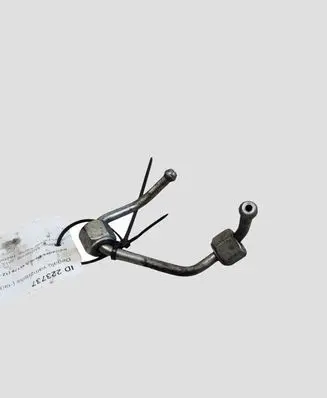 Mercedes-Benz A W176 Fuel line pipe