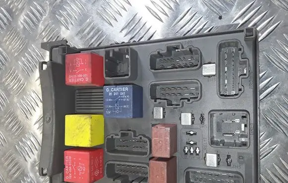 Renault Laguna II Comfort/convenience module 8200004201E 8200283811 518831003