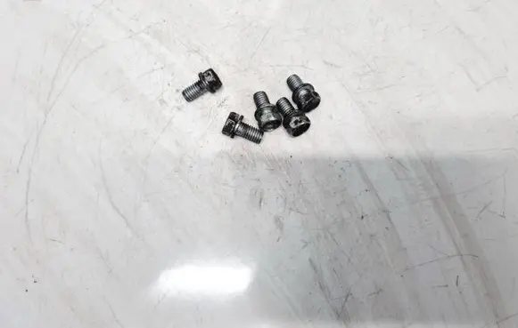 Toyota RAV 4 (XA30) Nuts/bolts 