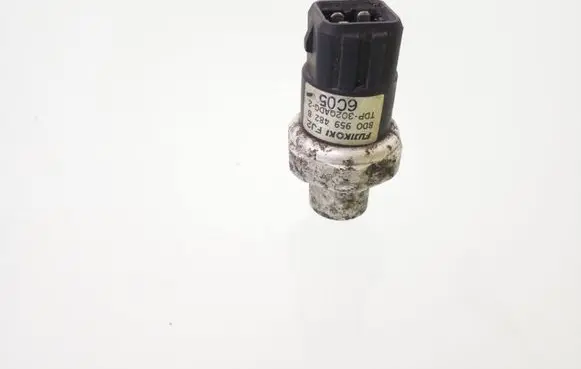 Audi A6 S6 C5 4B Air conditioning (A/C) pressure sensor 8D0959482B