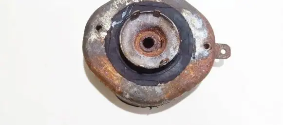 Renault Megane I Coil spring mount 