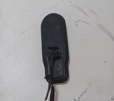 BMW 5 E39 Tail light bulb cover holder 2496339