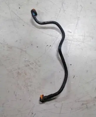 Toyota Highlander XU70 Fuel line pipe 