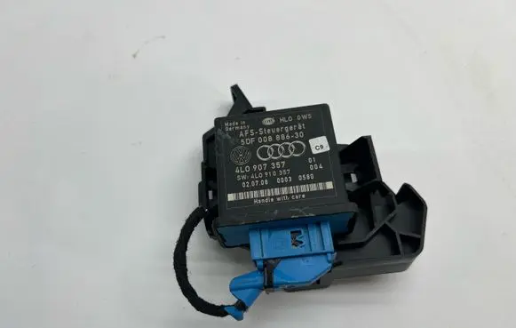 Audi Q7 4L Light module LCM 4L0907357