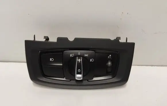 BMW X5 F15 Light switch 9311721