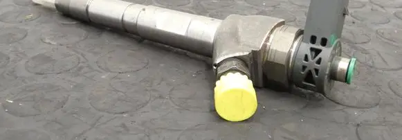 Audi A4 S4 B9 Fuel injector 0445110554 04L130277N