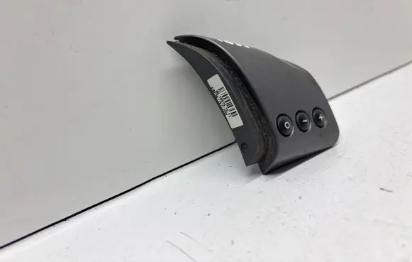 Opel Vectra C Steering wheel buttons/switches 9186750