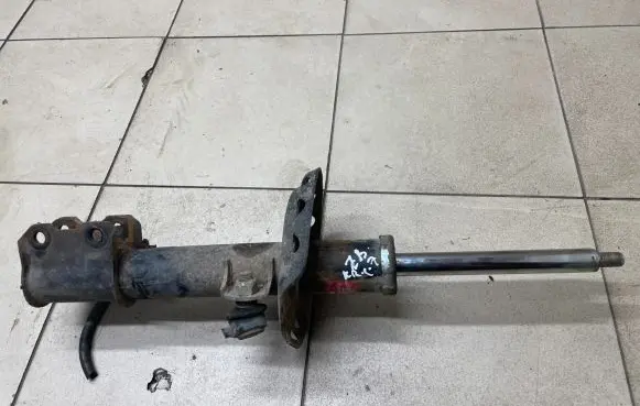 Opel Zafira B Front shock absorber/damper
