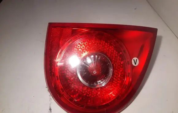 Volkswagen Golf V Tailgate rear/tail lights 28503004