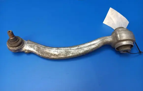 Mercedes-Benz E C207 W207 Front lower control arm/wishbone 220446