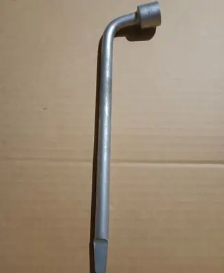 Toyota GT 86 Wheel nut wrench 97017AJ000