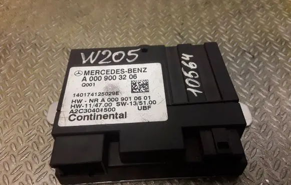 Mercedes-Benz C W205 Fuel injection pump control unit/module 0009003206 A0009003206