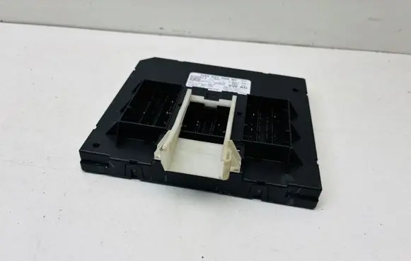 Volkswagen PASSAT B8 Comfort/convenience module 5Q0937086BF