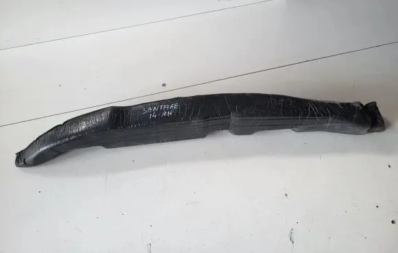Hyundai Santa Fe Fender foam support/seal 