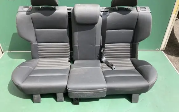 Volvo V50 Rear seat 