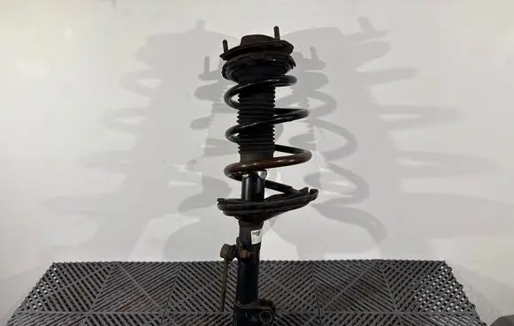 Lexus RX 330 - 350 - 400H Front shock absorber with coil spring 4851048140