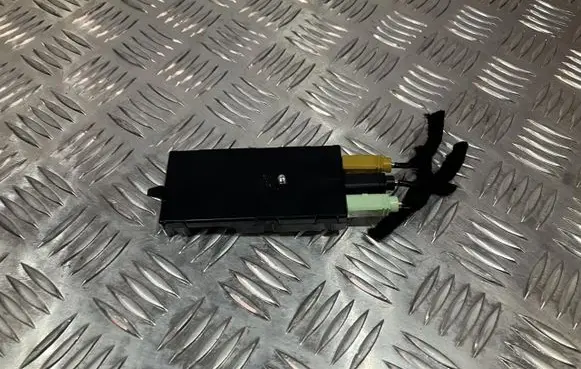 BMW 4 G22 G23 G24 G26 Antenna control unit 5A2FCD9