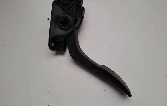 Ford B-MAX Accelerator throttle pedal 8V219F836AB C95YE01 6PV00951720