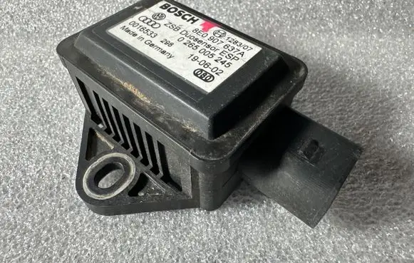 Audi A4 S4 B7 8E 8H ESP acceleration yaw rate sensor 8E0907637A 0265005245 0016533