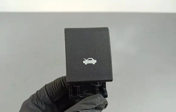 Jeep Grand Cherokee WL Engine bonnet (hood) release handle