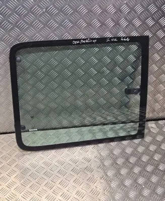 Citroen Berlingo Side middle window/glass 43R000016