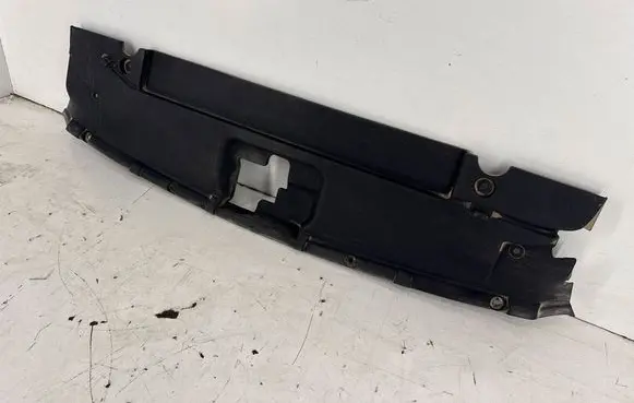 Ford Mustang VI Engine bonnet/hood lock trim molding FR3B8C291AB