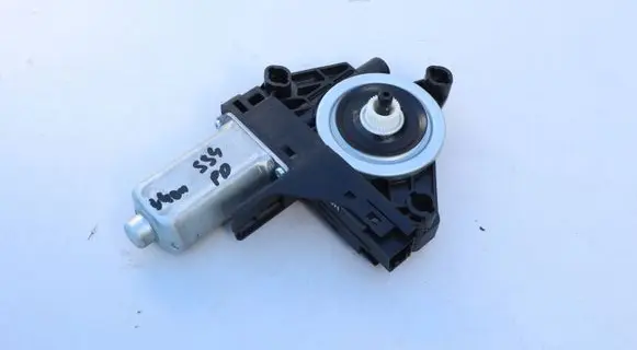 Volvo V40 Cross country Front door window regulator motor 966269103