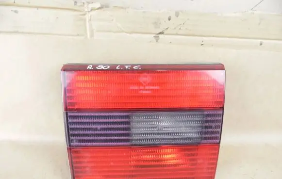 Volkswagen PASSAT B4 Rear/tail lights