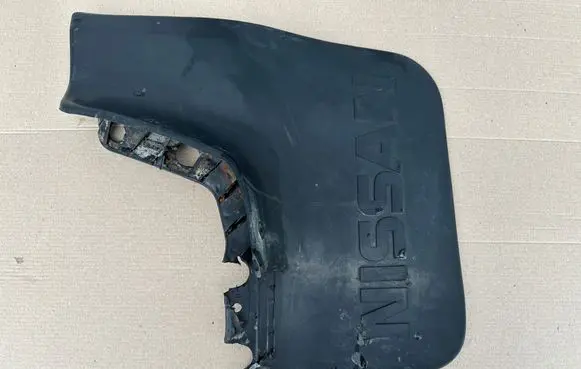Nissan Patrol Y60 Front mudguard 6385005J90 6385005J00