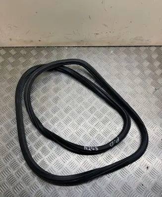 Volkswagen Jetta VI Front door rubber seal 
