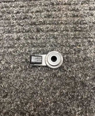 Volvo XC90 Detonation knock sensor 31441011