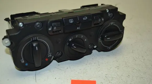 Volkswagen Golf V Climate control unit 1K1820045B 983179E 5HB00932201