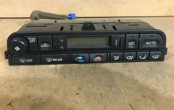 Jaguar XJ X308 Climate control unit LJA7690BB 1464306141