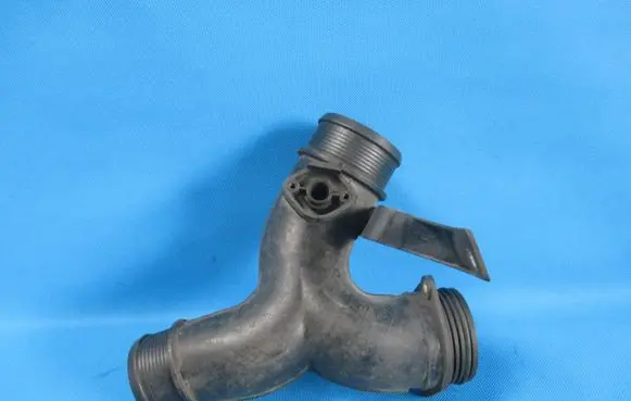 Audi Q7 4L Intercooler hose/pipe 7L6145770G 7L6145795AB